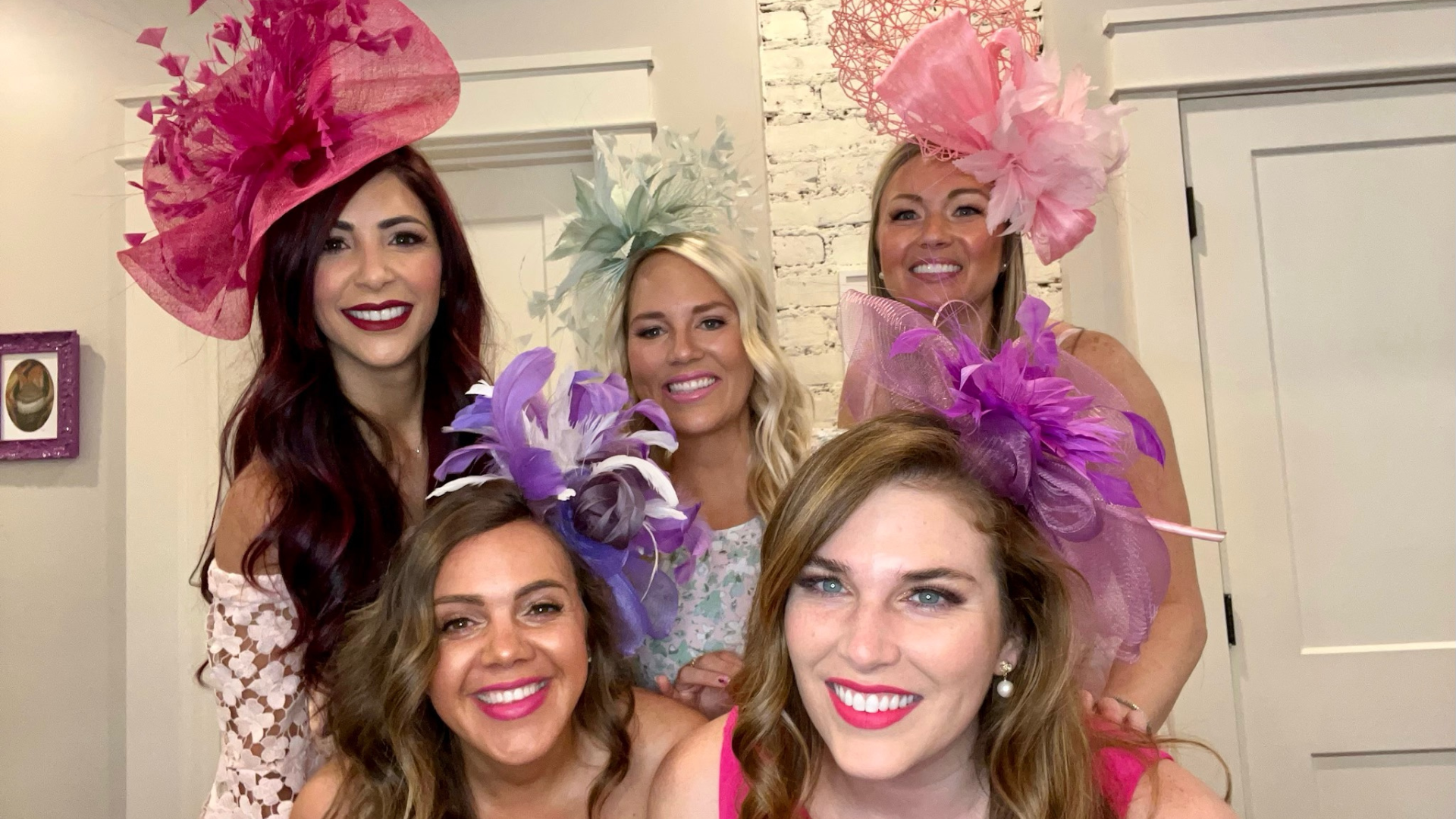 How to Choose the Perfect Hat for Your Winter Wedding Guest Look