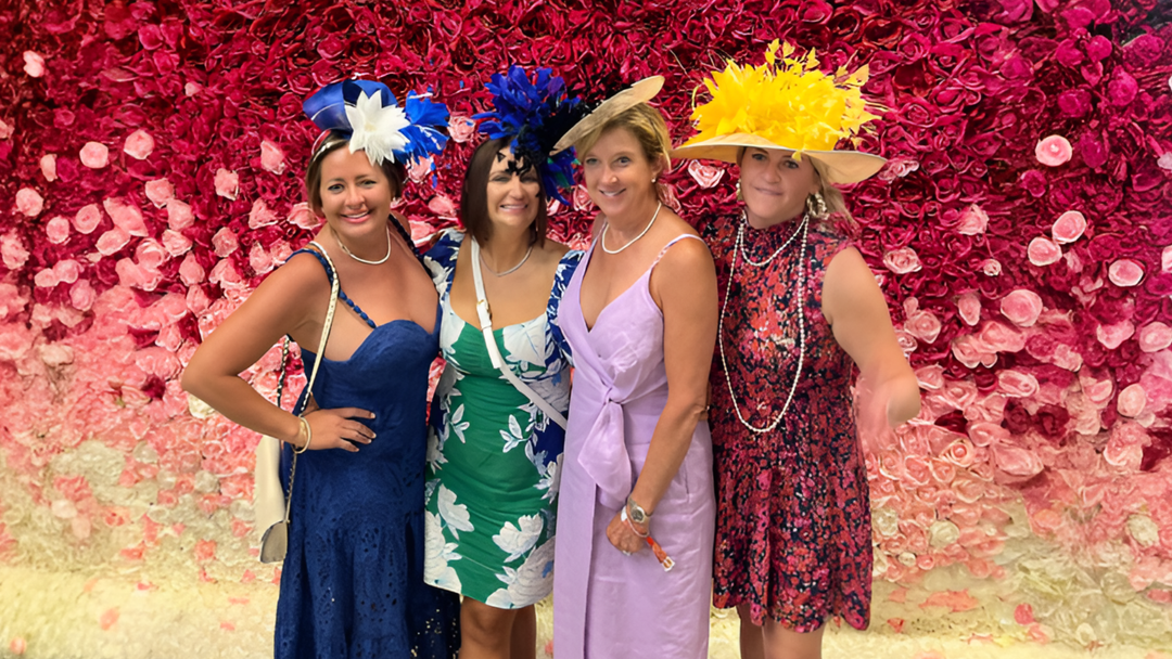 How to Wear a Fascinator Hat Without Pins Falling Out