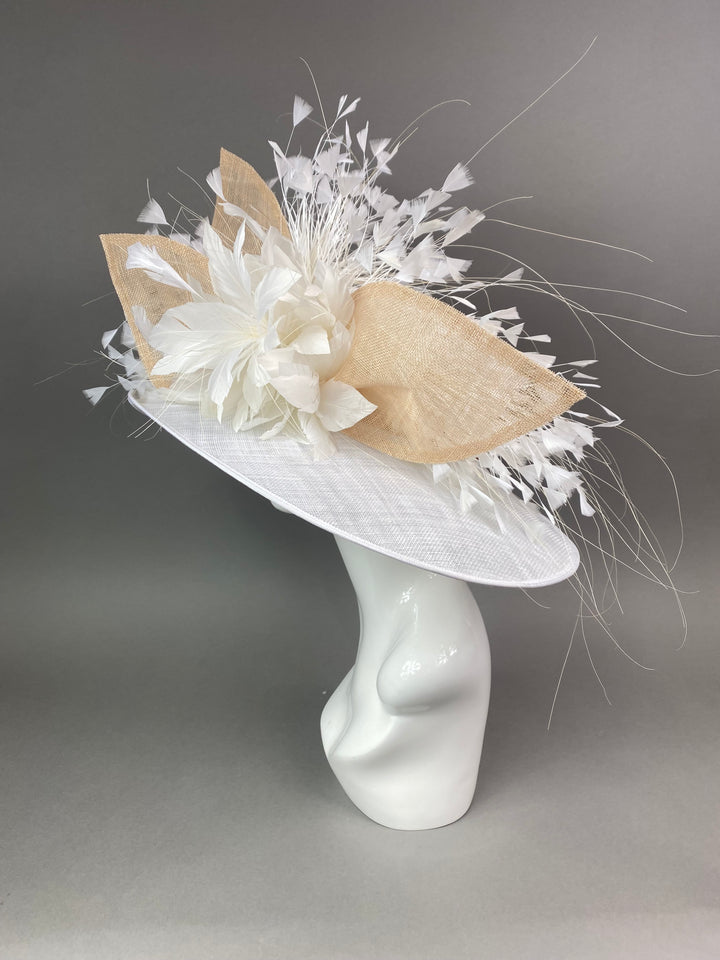 THG7432 - Nude & White Hat