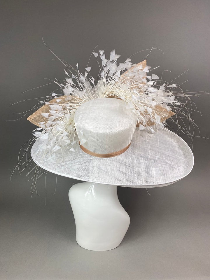 THG7432 - Nude & White Hat