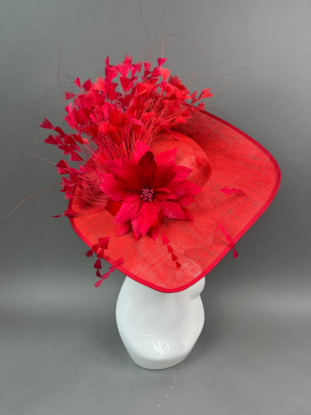 THG7442 - Tomato Red & Red Hatinator