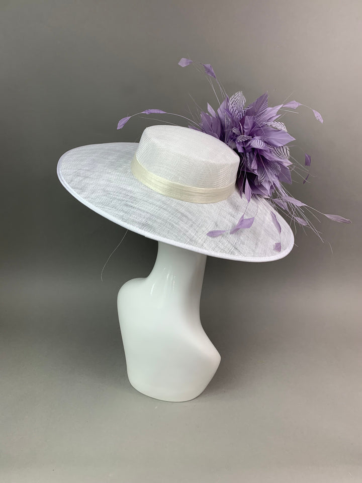 THG7471 - Lilac & Off-White Hatinator