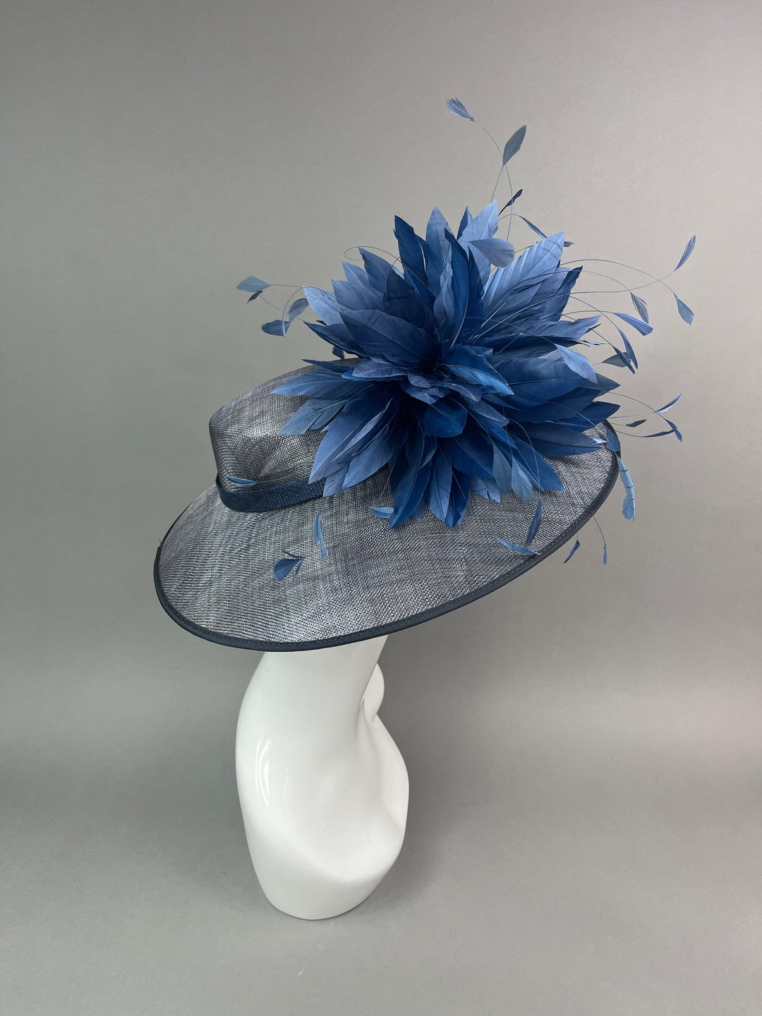 THG7484 - Charcoal Gray & Slate Blue Hatinator