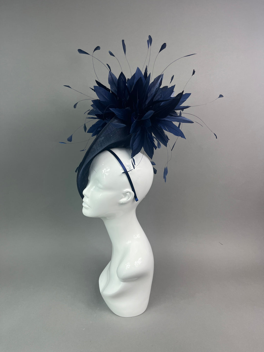 THG7489 - Navy Blue Fascinator