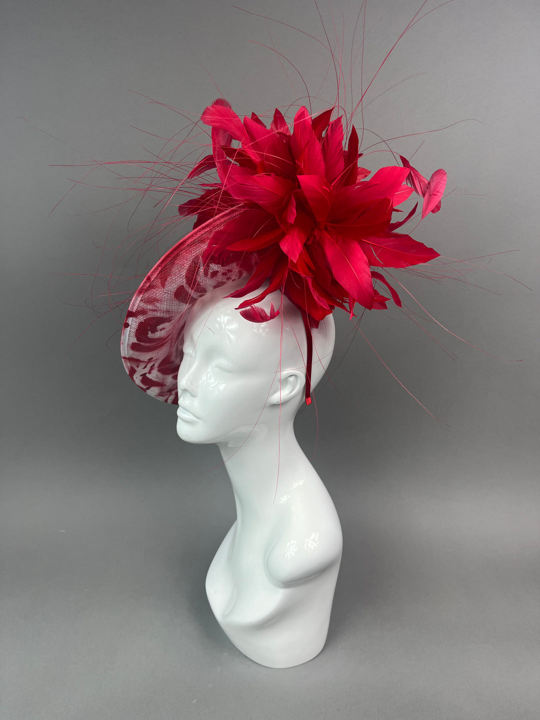 THG7491 - Red & White Roses Graffiti Fascinator