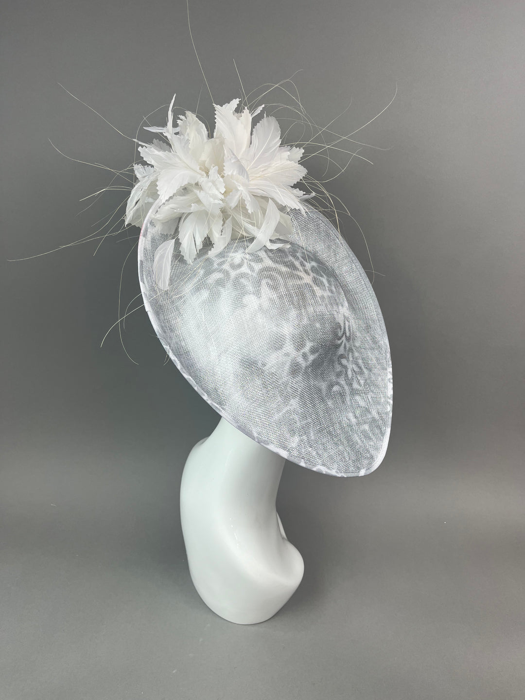 THG7498 - Silver & White