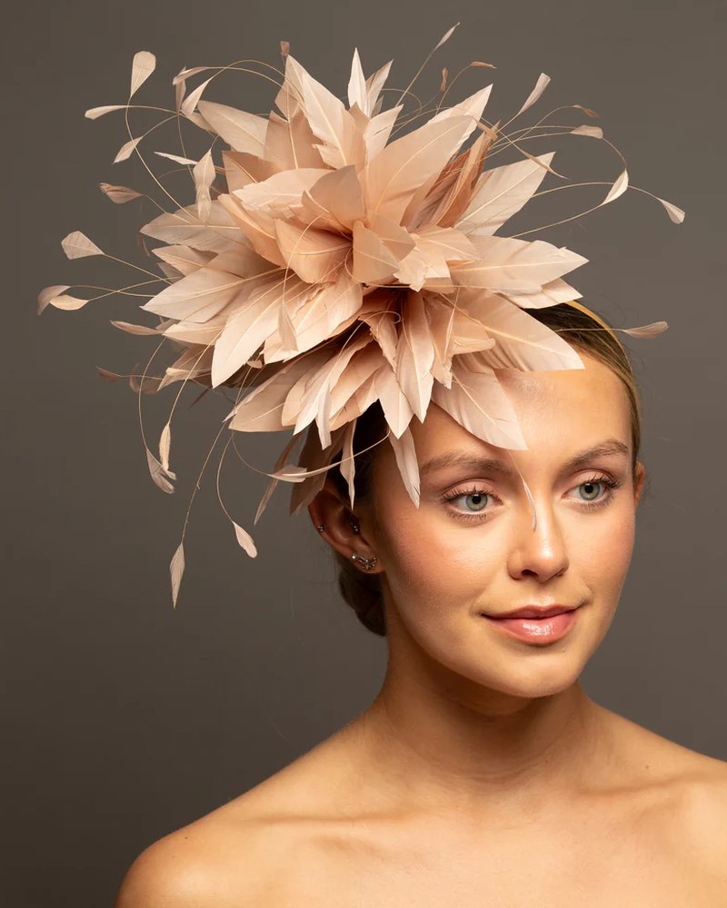 Nude feather