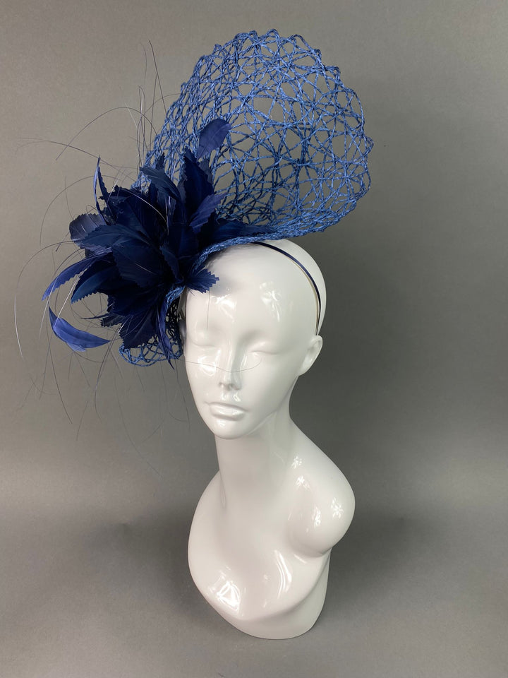 THG3795 - The Hat Girls