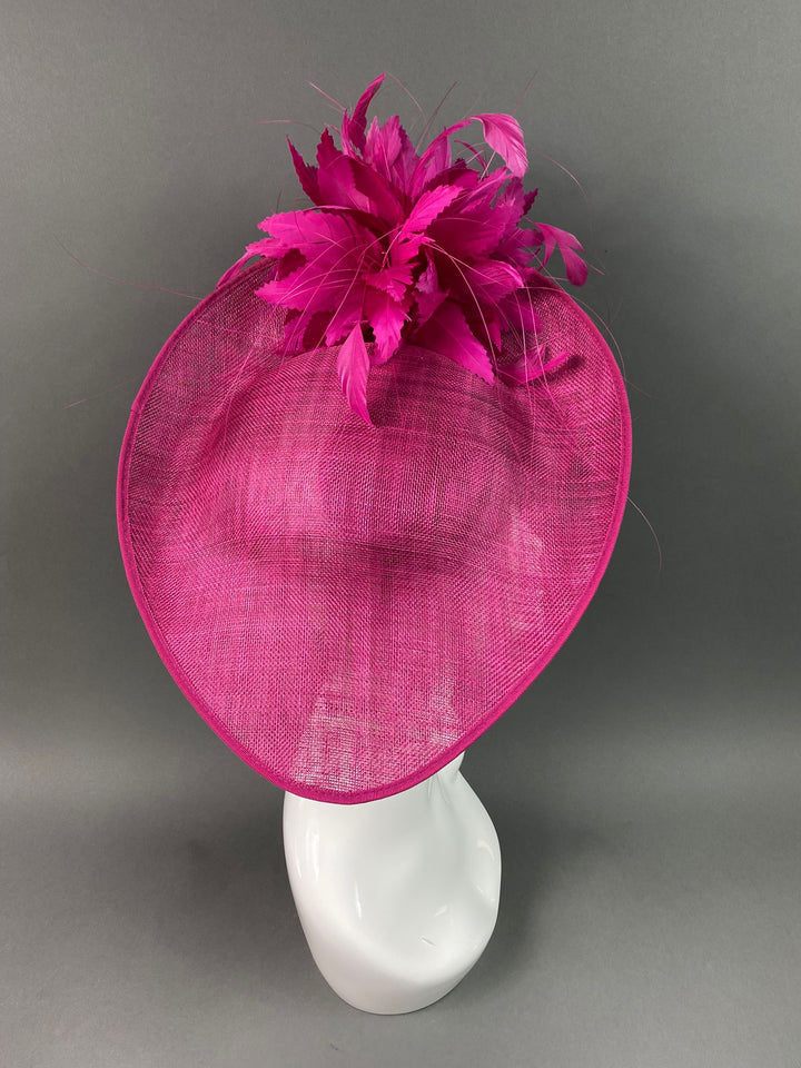 THG3801 - The Hat Girls