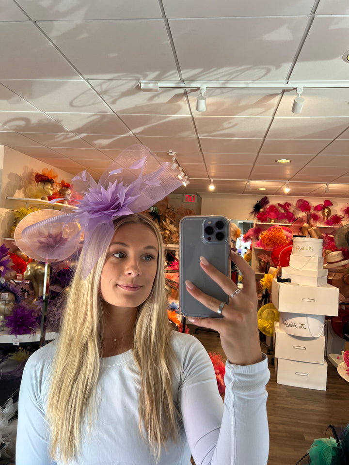 THG3269 - The Hat Girls