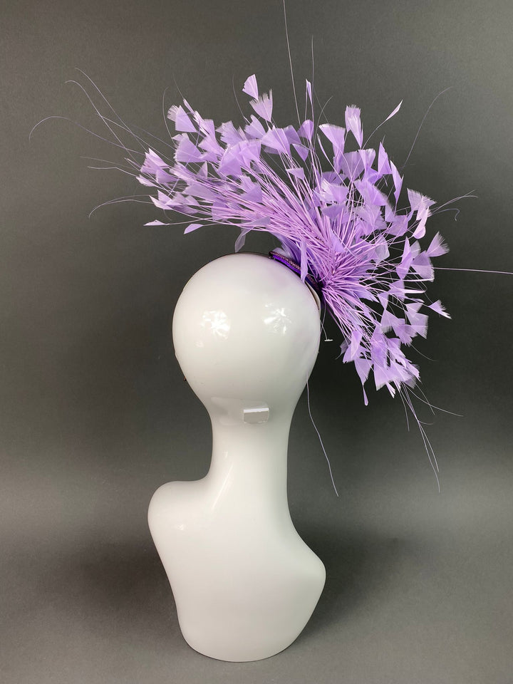 THG3814 - The Hat Girls