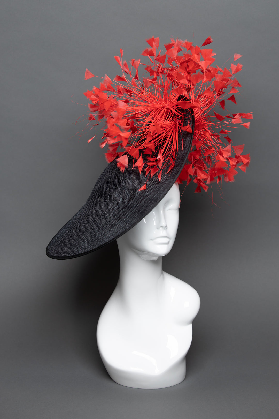 THG3621 - The Hat Girls