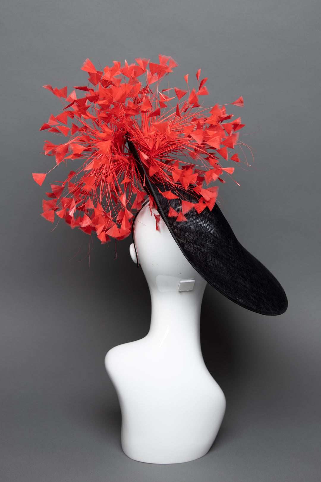 THG3621 - The Hat Girls