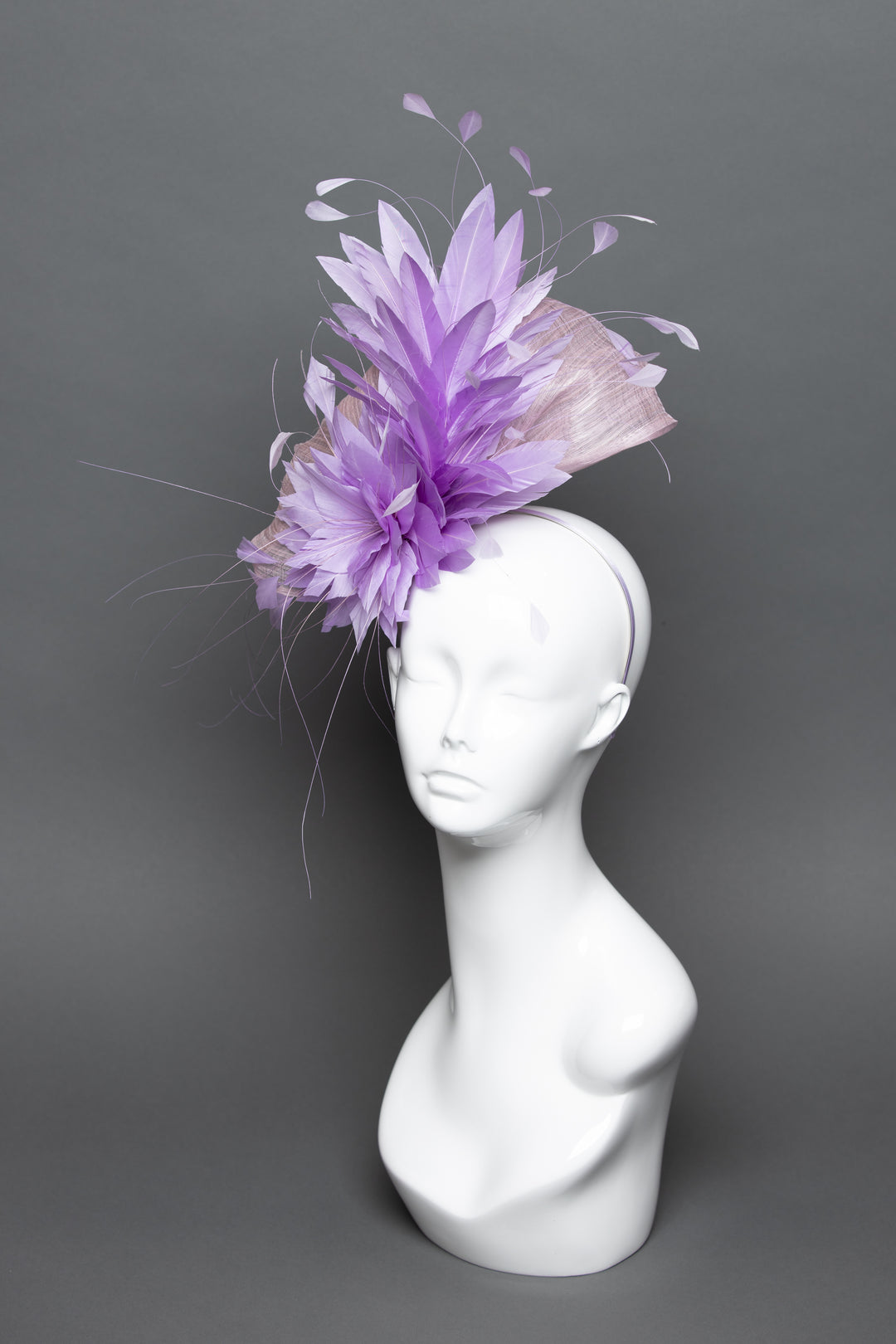 THG3624 - The Hat Girls