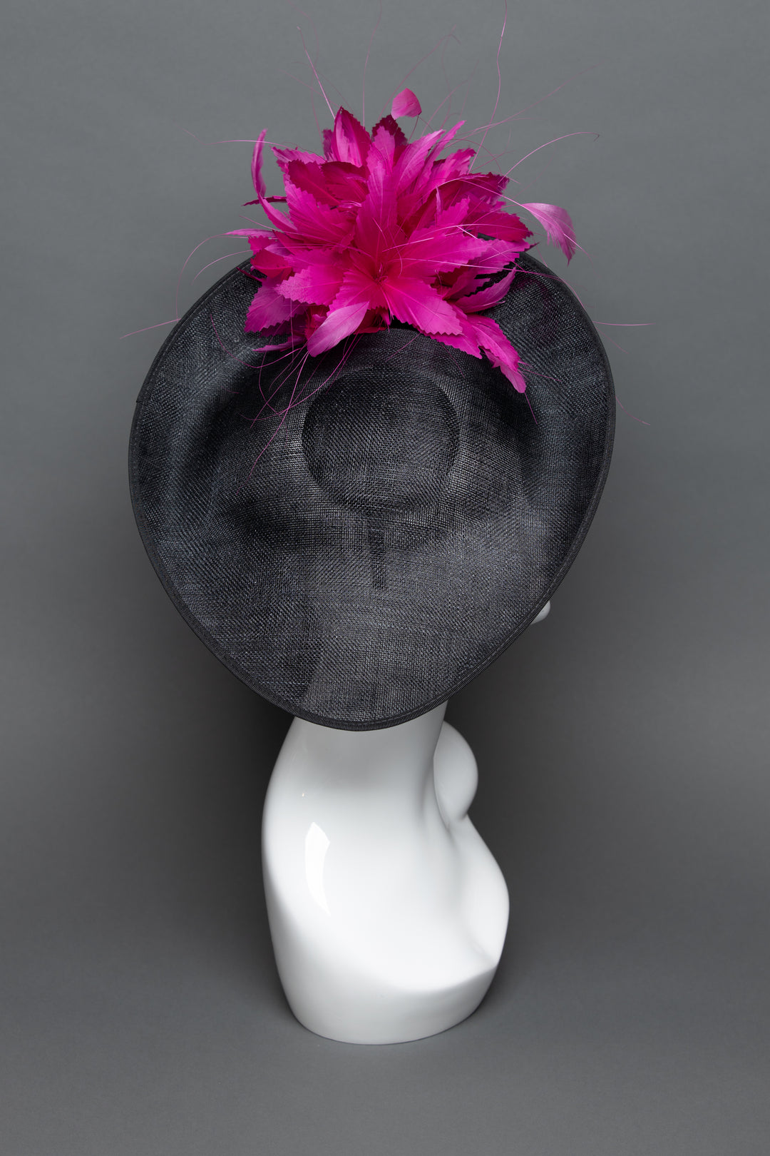 THG3630 - The Hat Girls