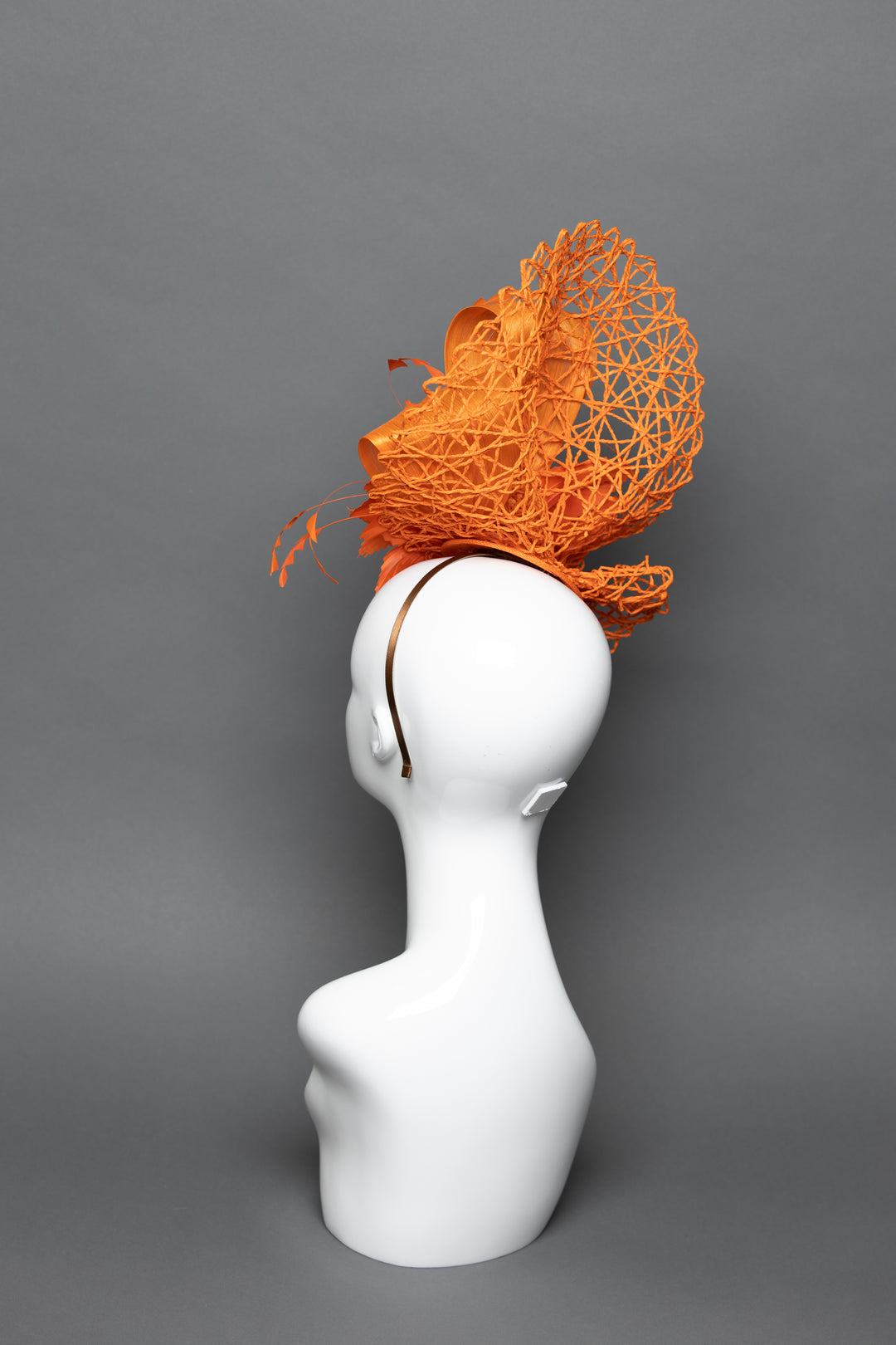 THG3703 - The Hat Girls