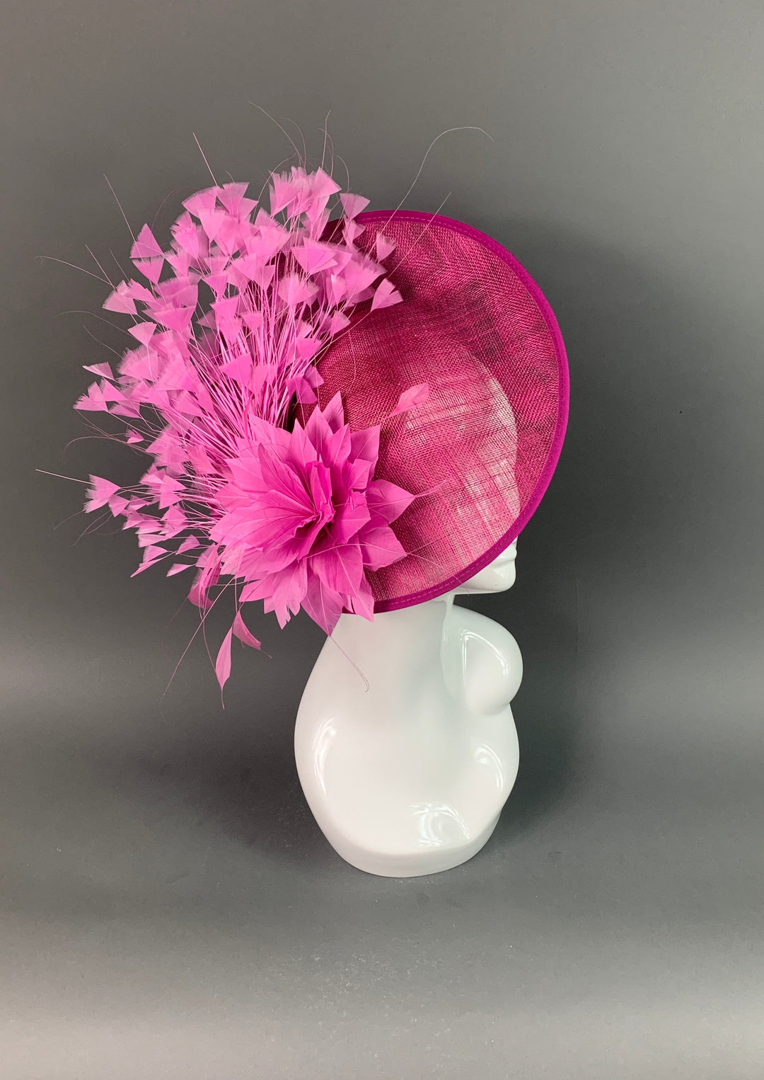 THG3962 - The Hat Girls