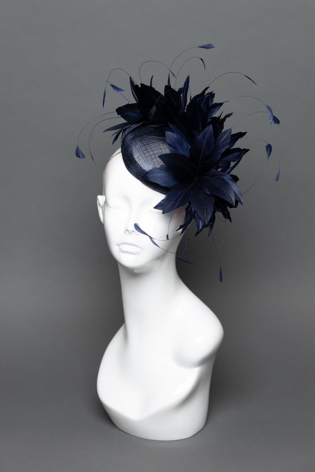 THG3772 - The Hat Girls