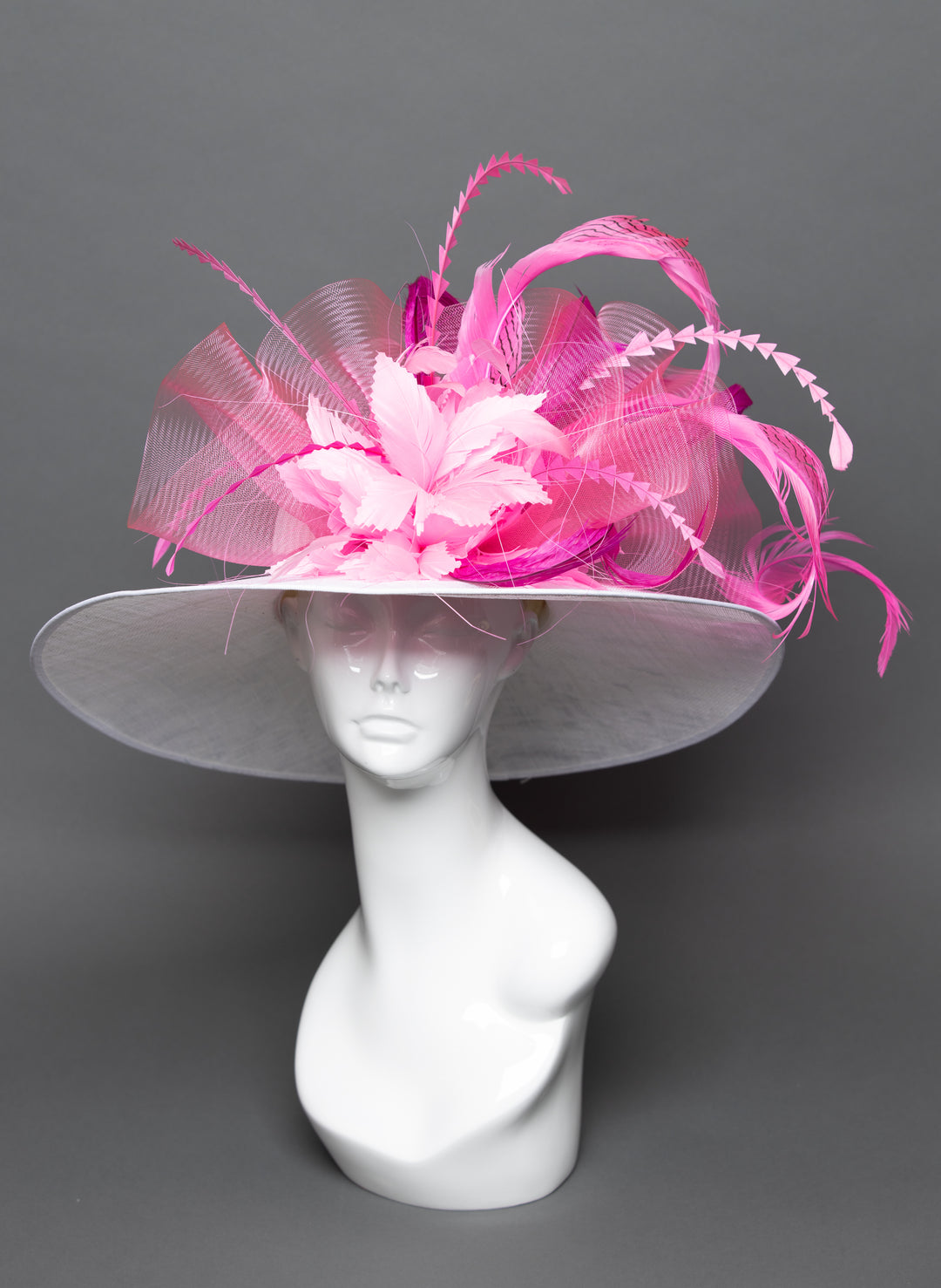 THG3690 - The Hat Girls