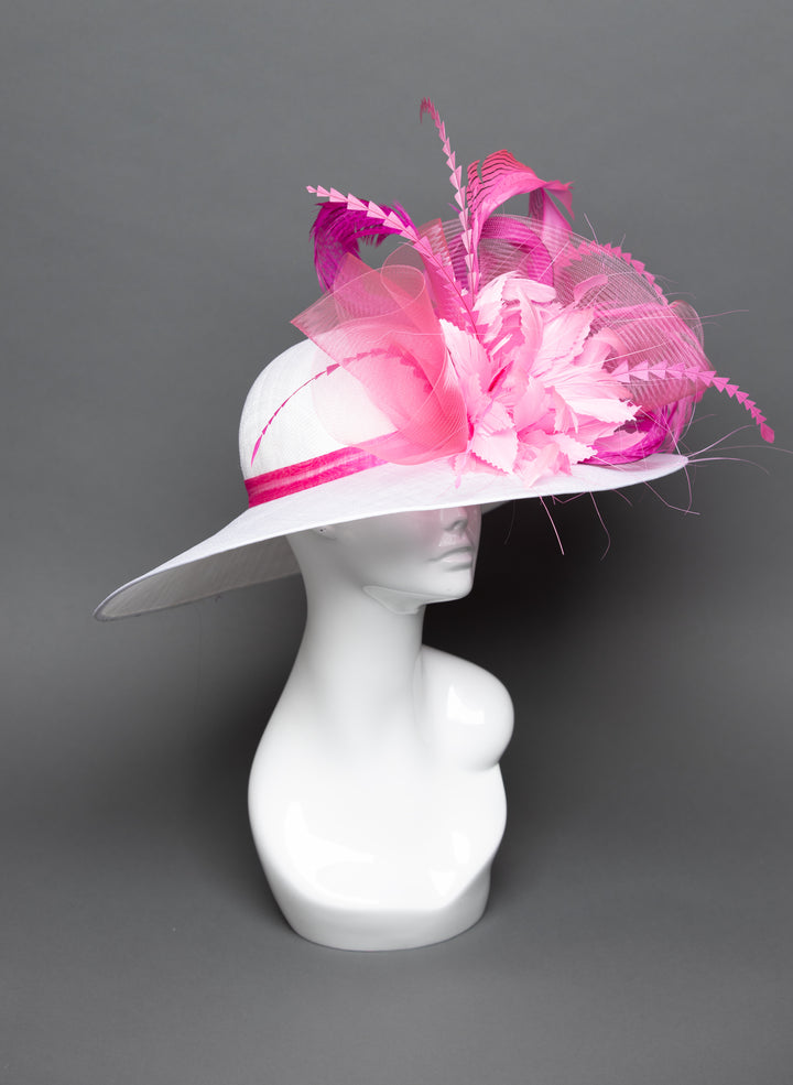 THG3690 - The Hat Girls