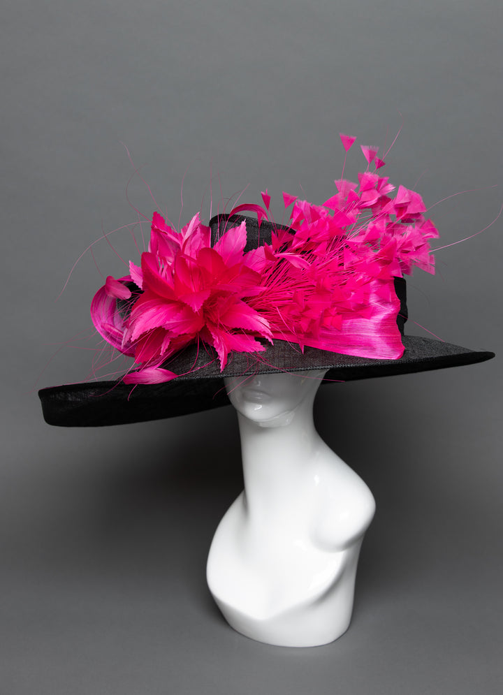 THG3689 - The Hat Girls