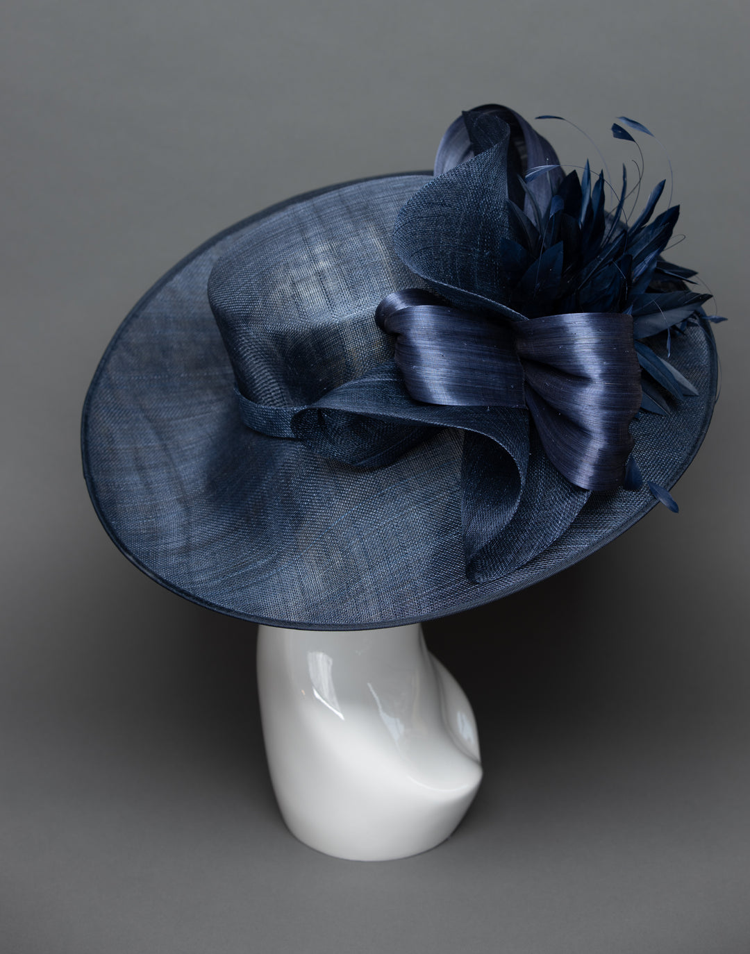 THG3732 - The Hat Girls