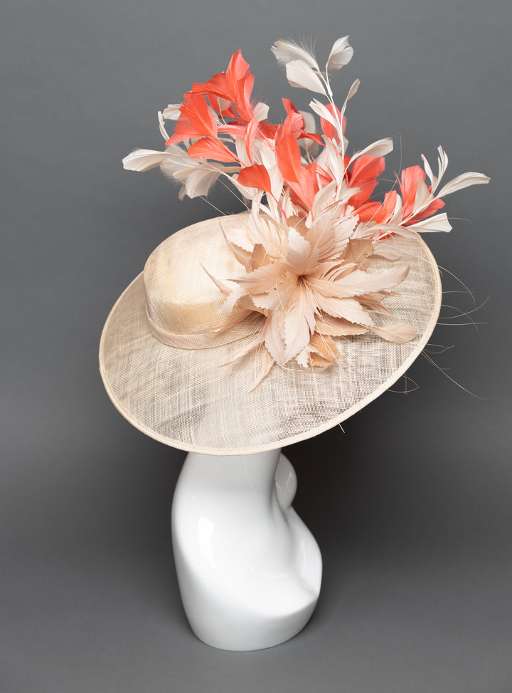 THG3734 - The Hat Girls