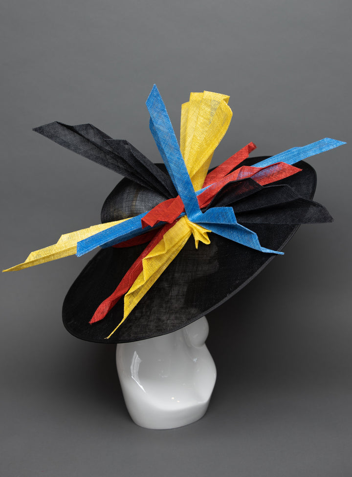 THG3752 - The Hat Girls