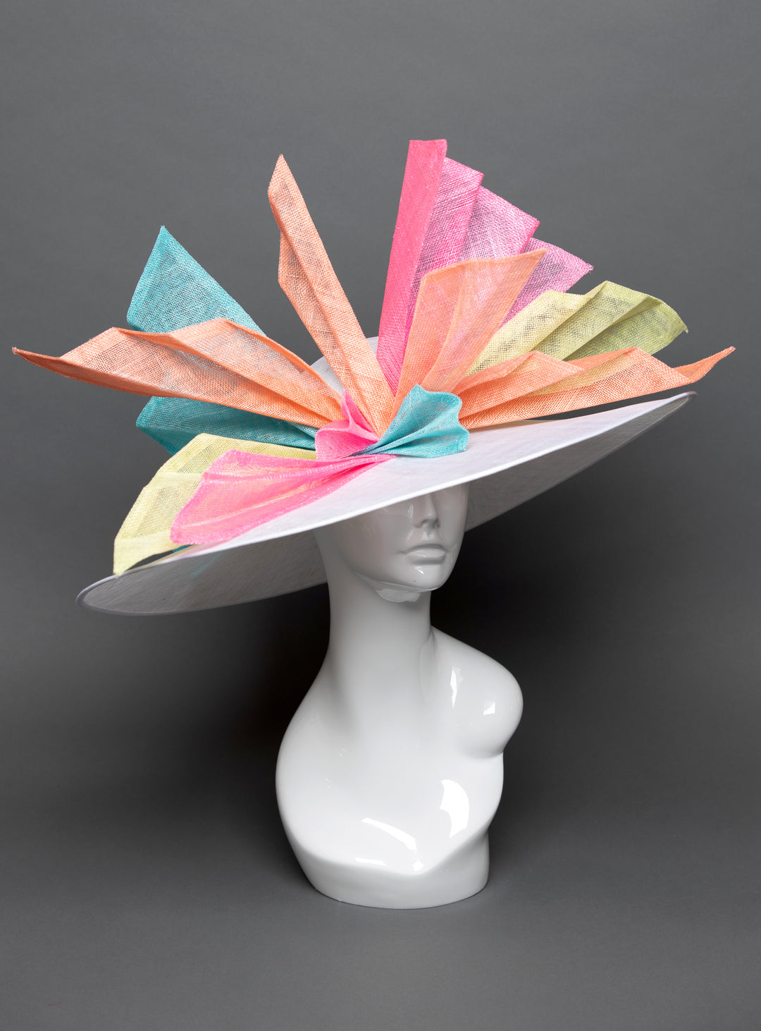 THG3744 - The Hat Girls