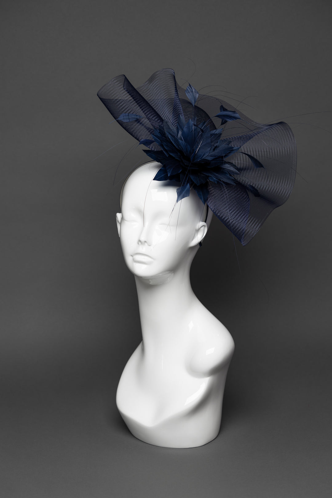 THG3114 - The Hat Girls