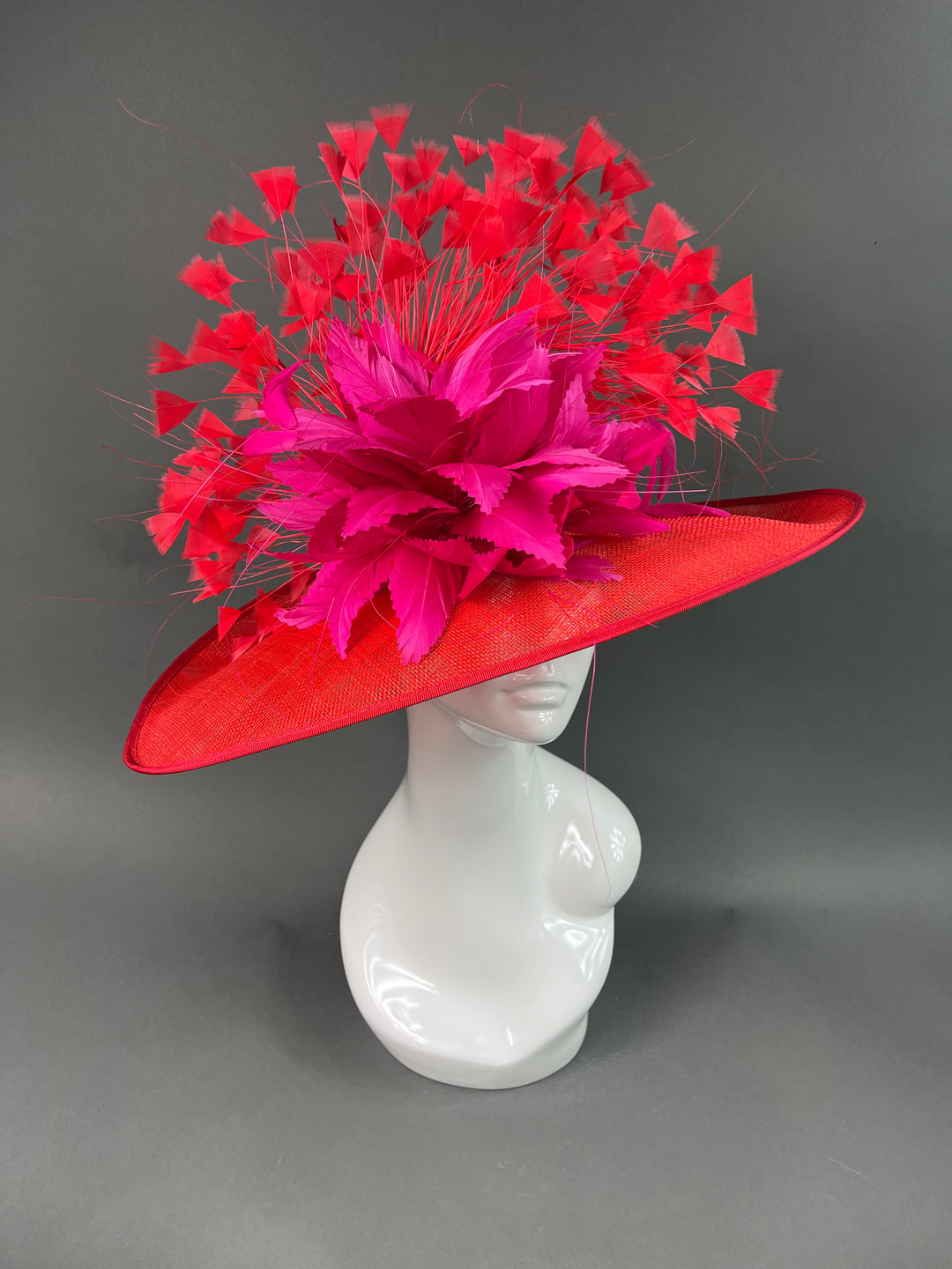 THG3861 - The Hat Girls