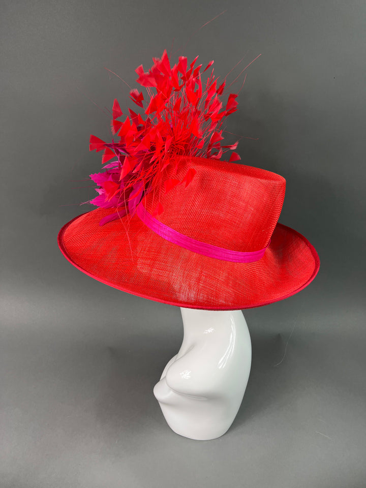 THG3861 - The Hat Girls