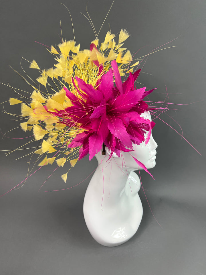 THG3885 - The Hat Girls