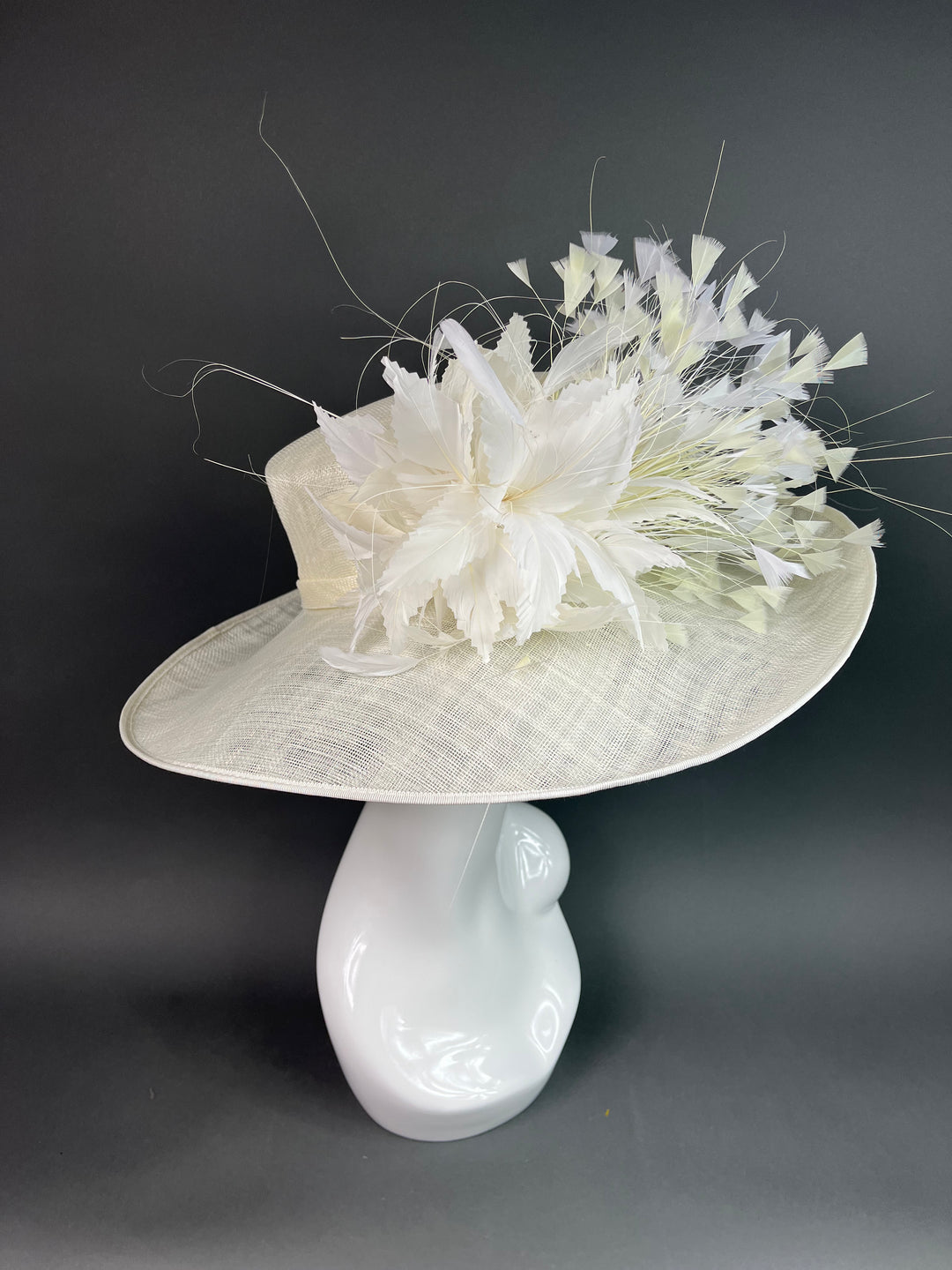 THG3927 - White & Ivory Hat - The Hat Girls