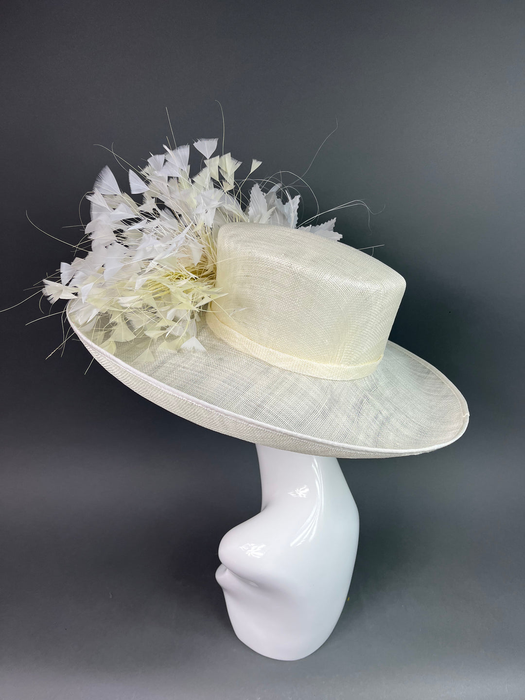 THG3927 - White & Ivory Hat - The Hat Girls