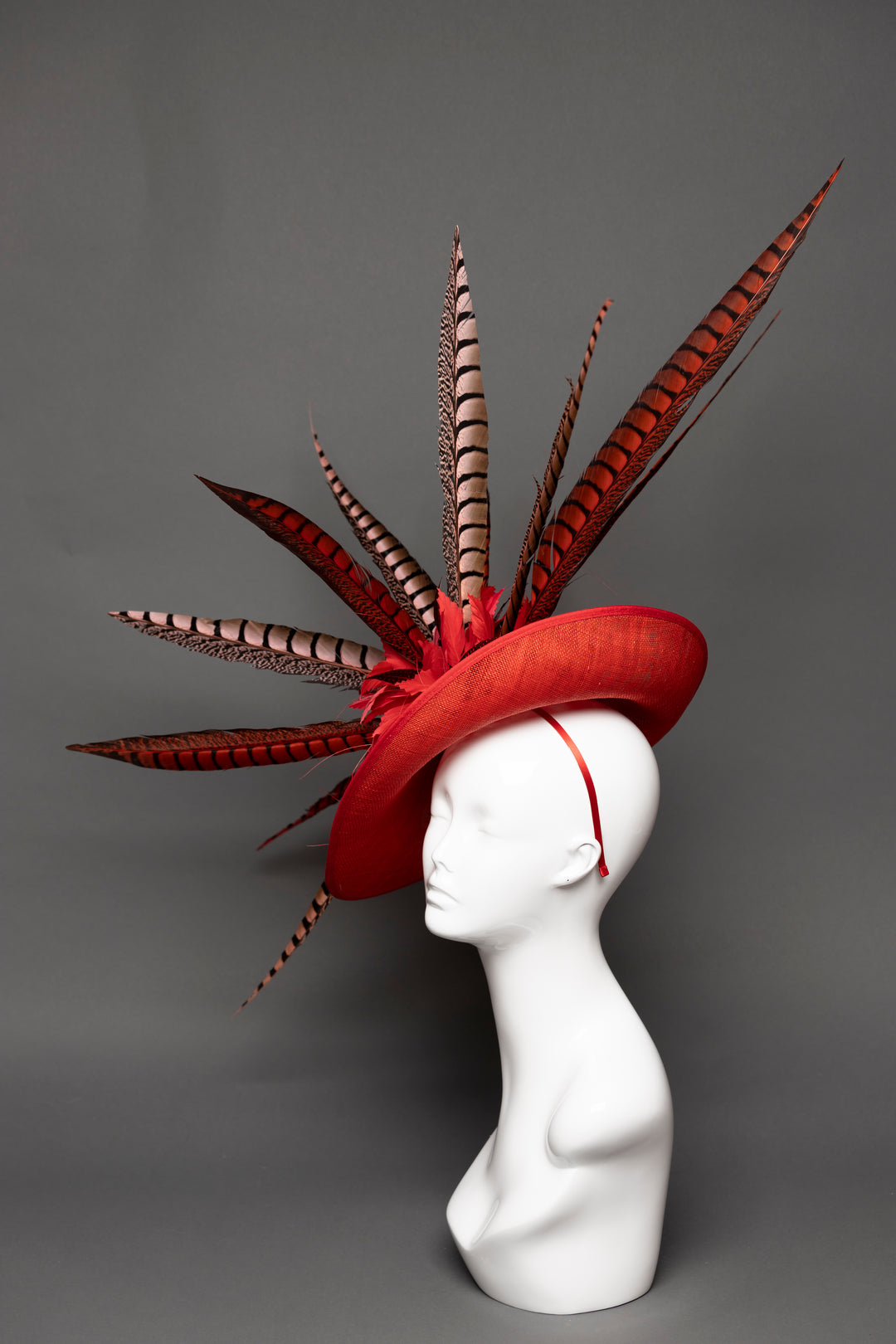 THG3617 - The Hat Girls