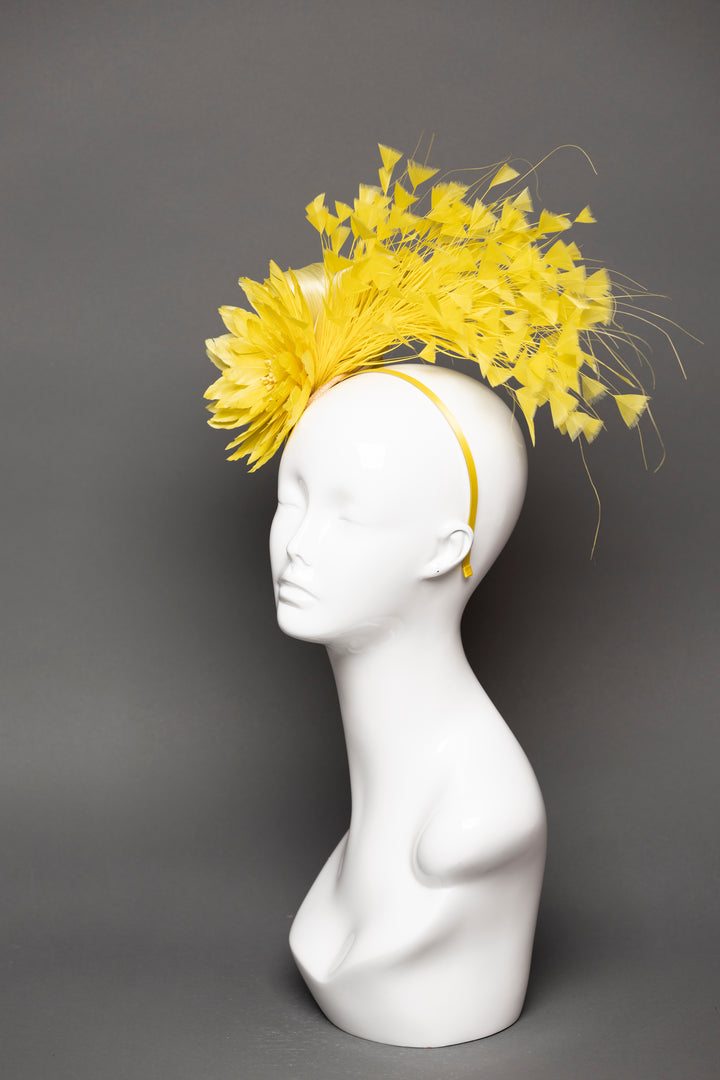 THG3613 - The Hat Girls