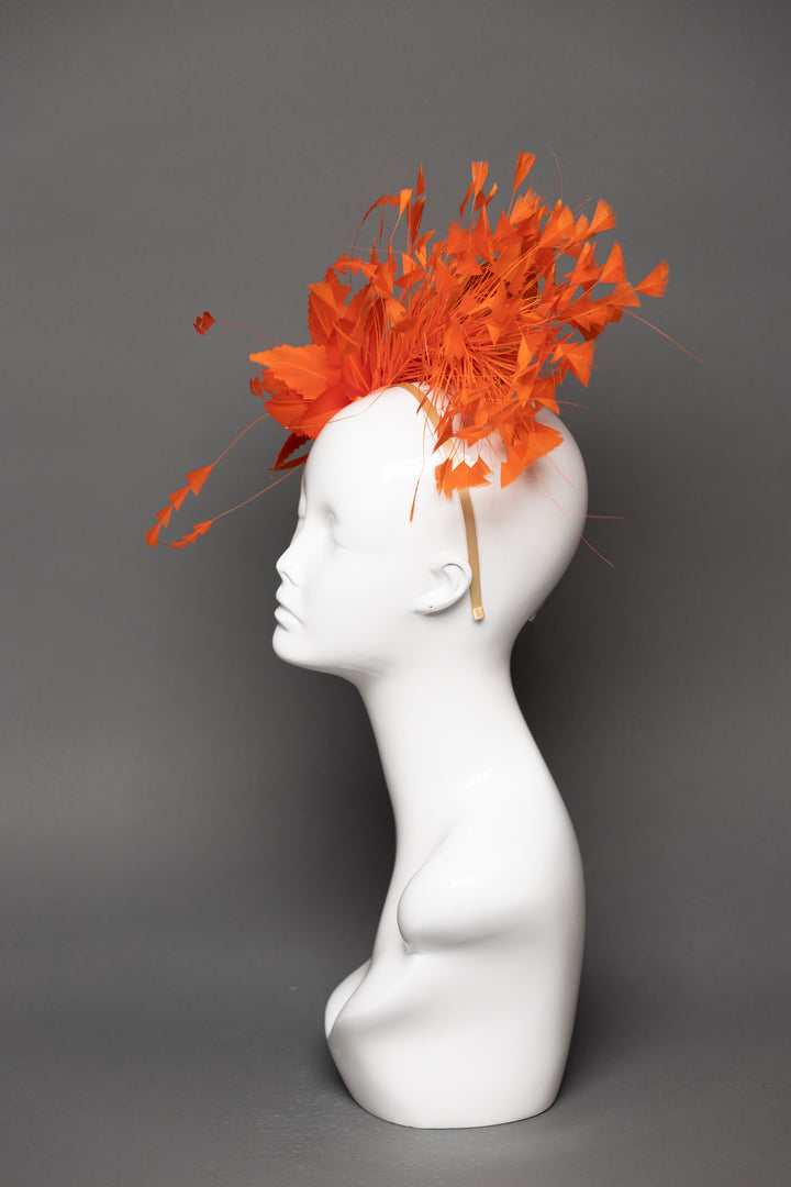 THG3614 - The Hat Girls