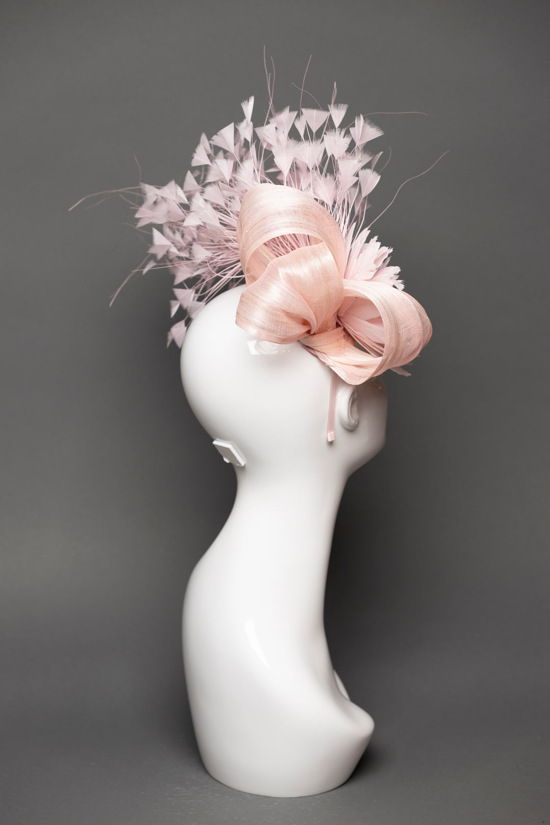 THG3615 - The Hat Girls