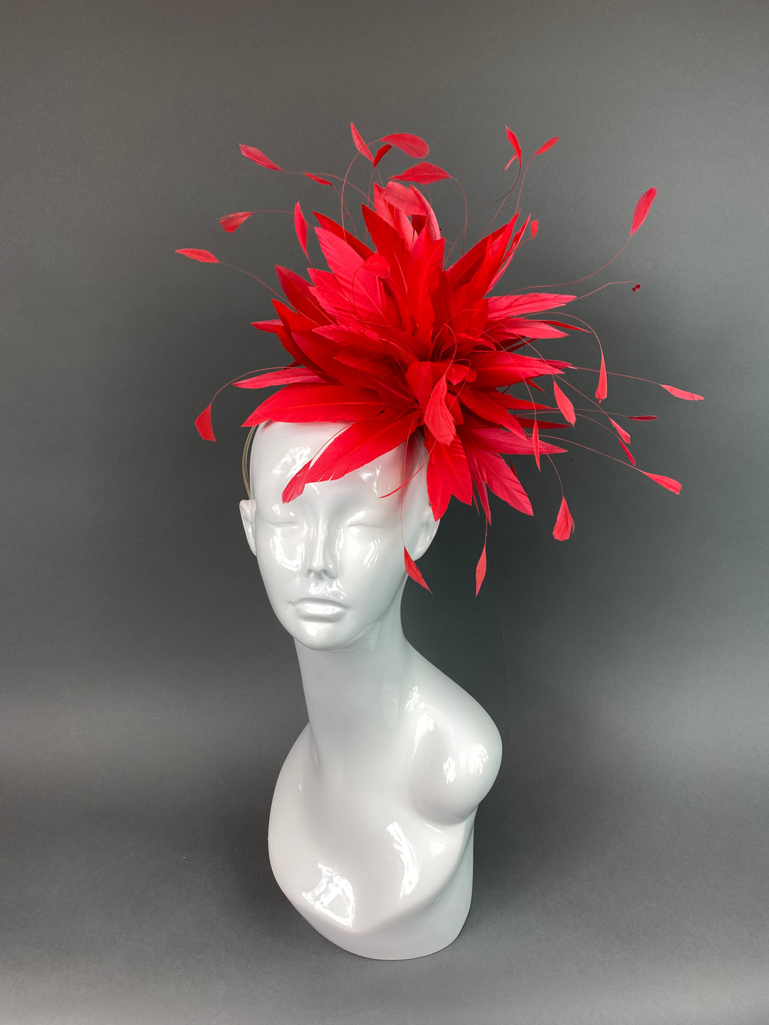 THG3895 - The Hat Girls