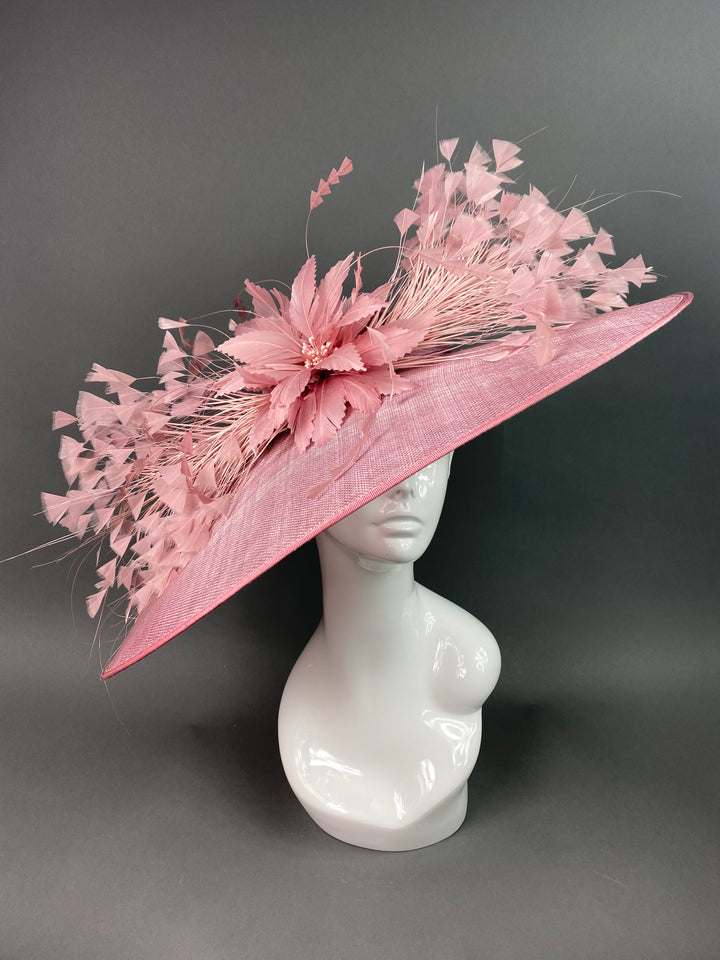 THG3866 - The Hat Girls