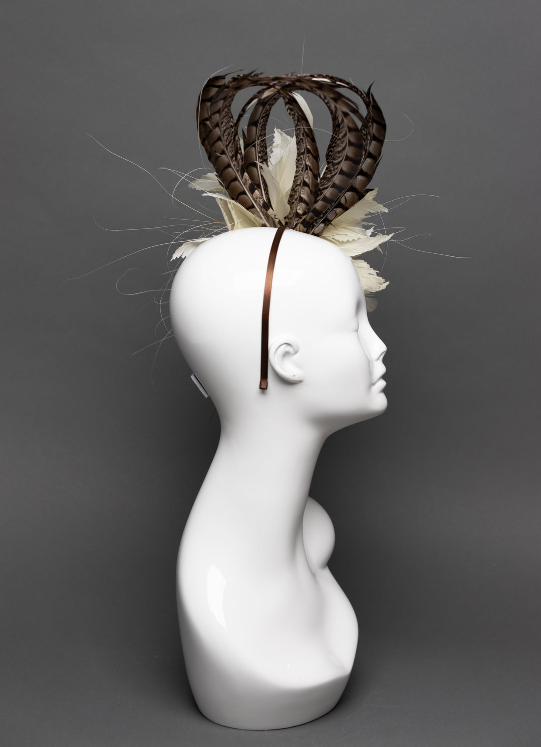 THG3059 - The Hat Girls