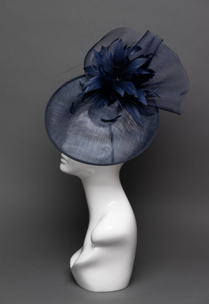 THG3067 - The Hat Girls