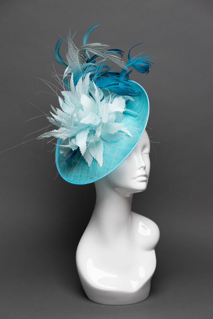 THG3076 - The Hat Girls