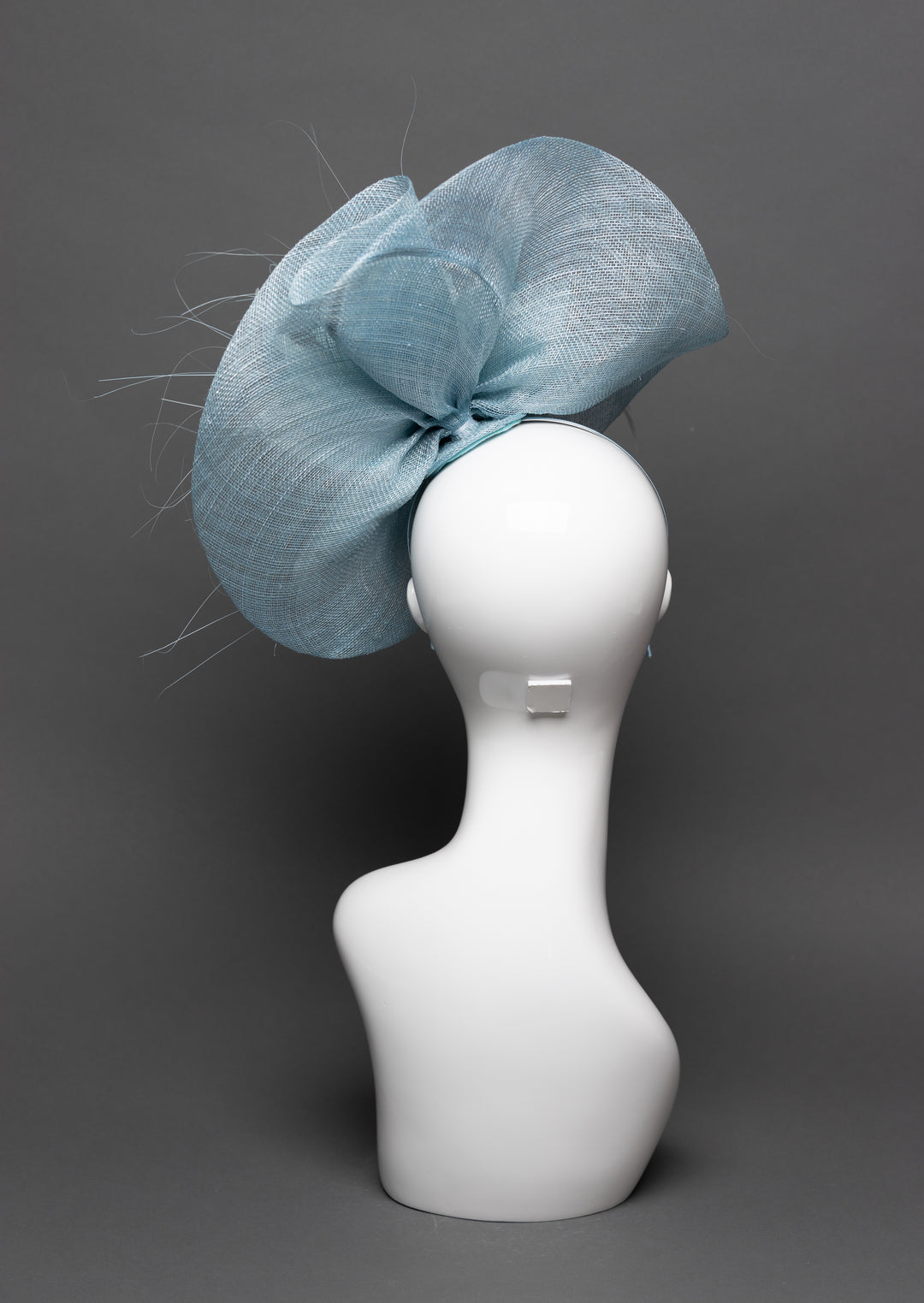 THG3089 - The Hat Girls