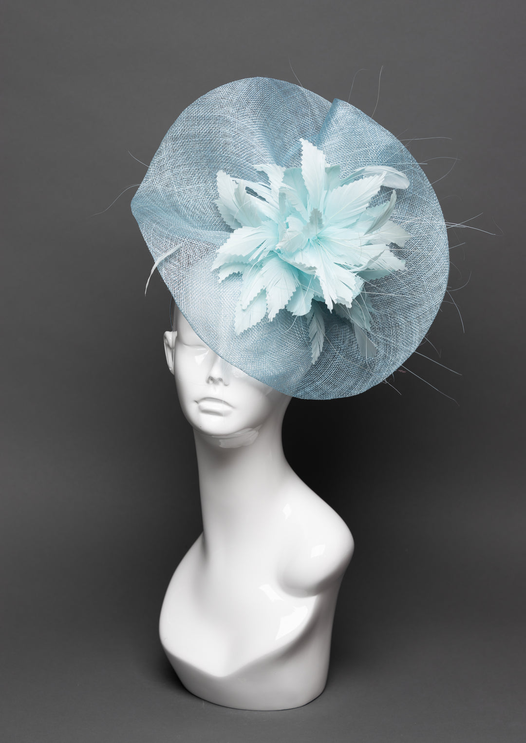 THG3089 - The Hat Girls