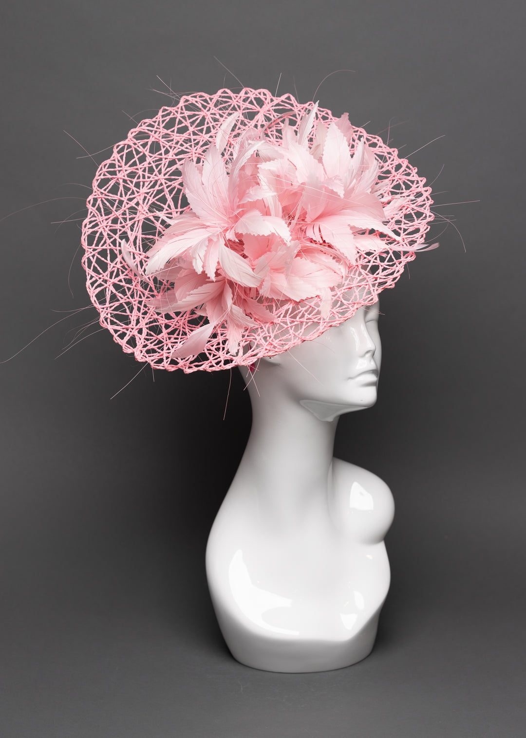 THG3095 - The Hat Girls