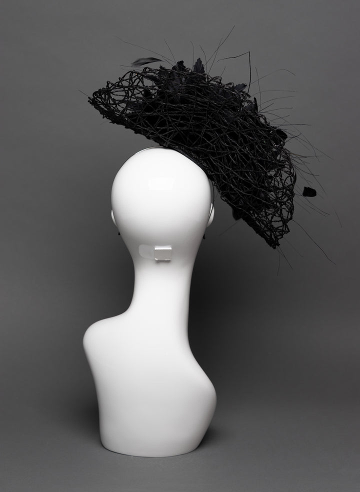 THG3098 - The Hat Girls