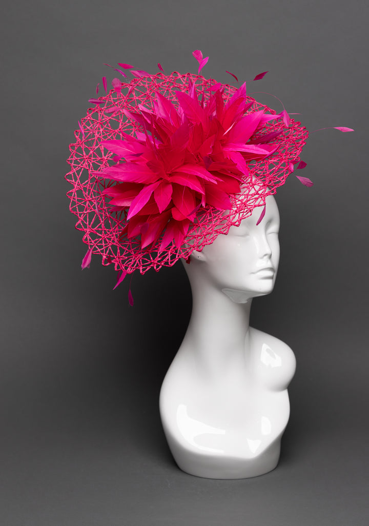 THG3099 - The Hat Girls