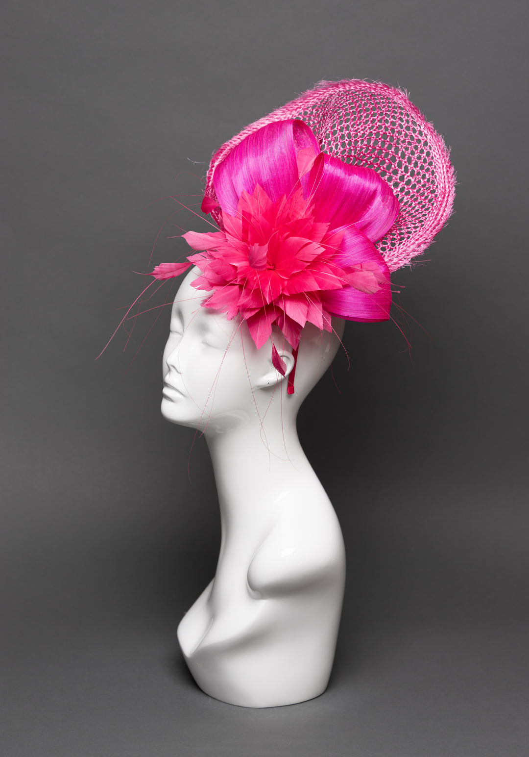 THG3105 - The Hat Girls